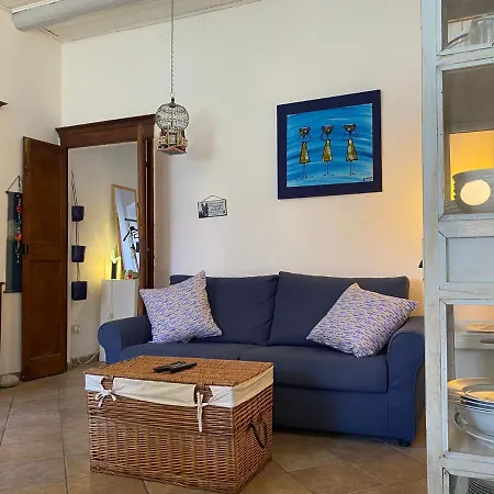 Hilda Apartment