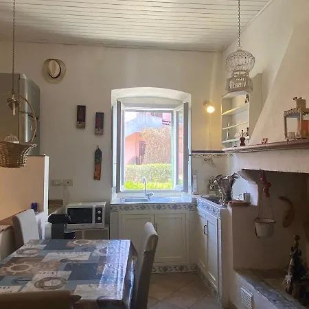 Hilda Apartment